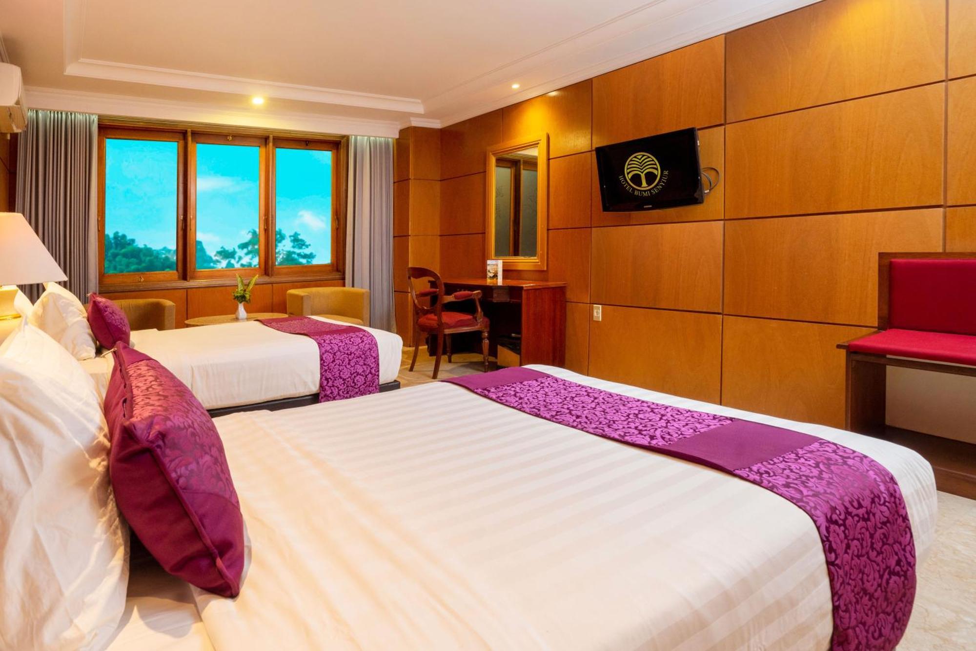 Hotel Bumi Senyiur Самарінда Екстер'єр фото